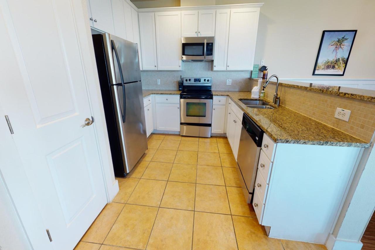 Ocean Breeze Apartment Galveston Exterior photo