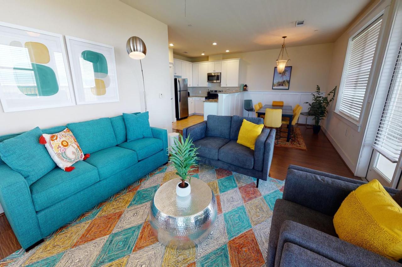 Ocean Breeze Apartment Galveston Exterior photo
